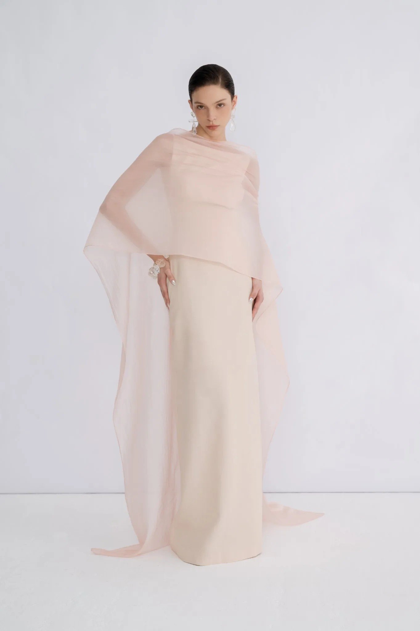 tailor-made evening gown factory