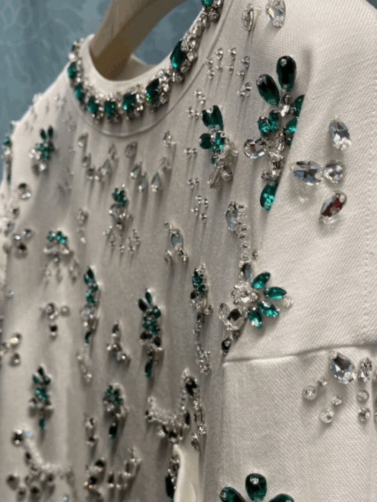 Jenseits von DIY: Der unvergleichliche Vorteil professioneller Fertigung