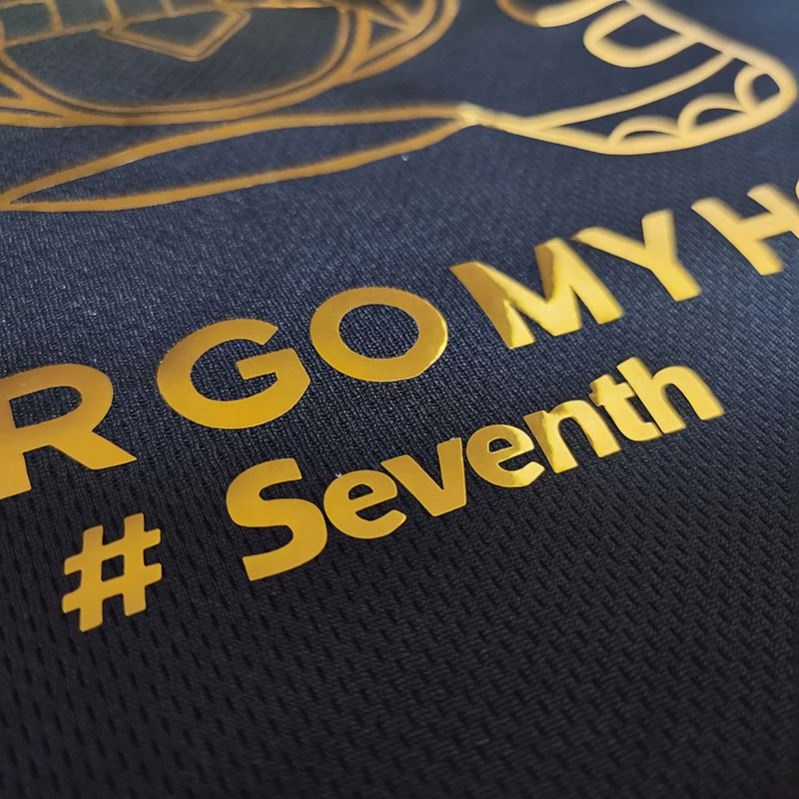 Kleidung mit Folienprint3